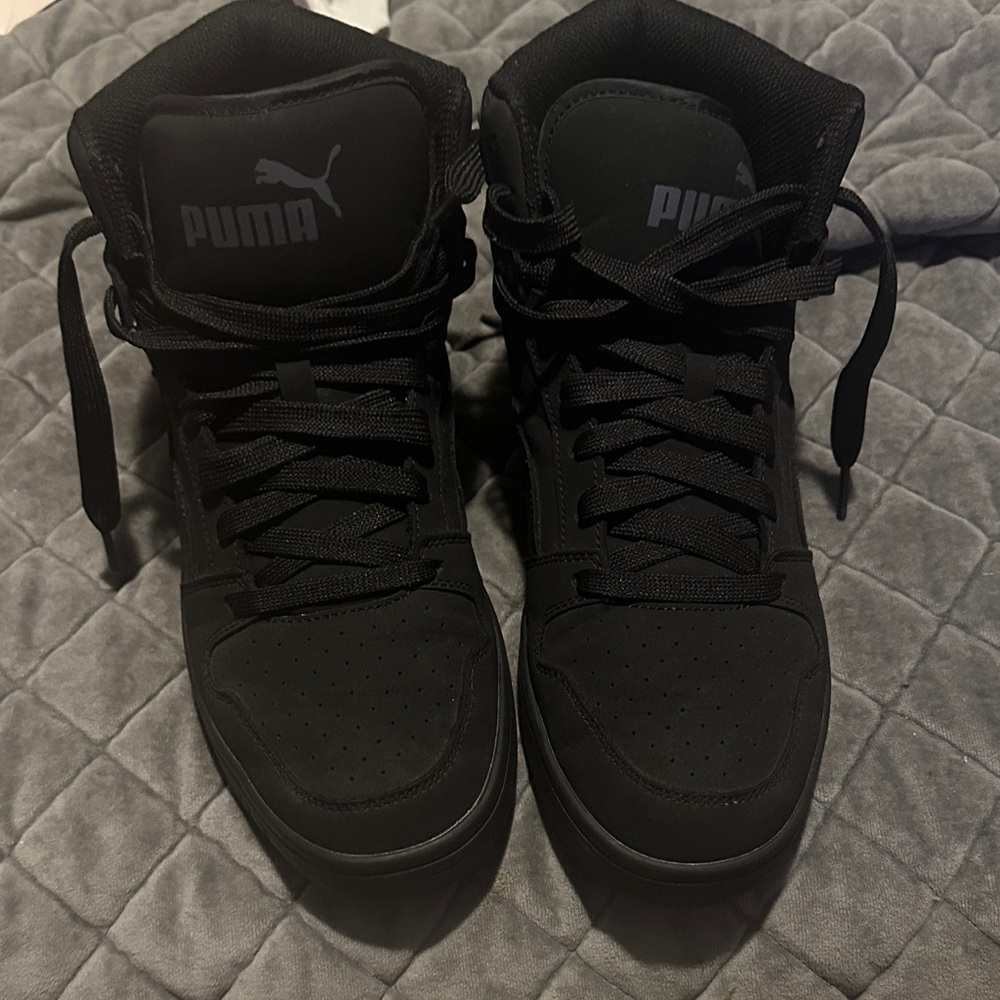 Puma Men's All-Black High-Top Sneakers